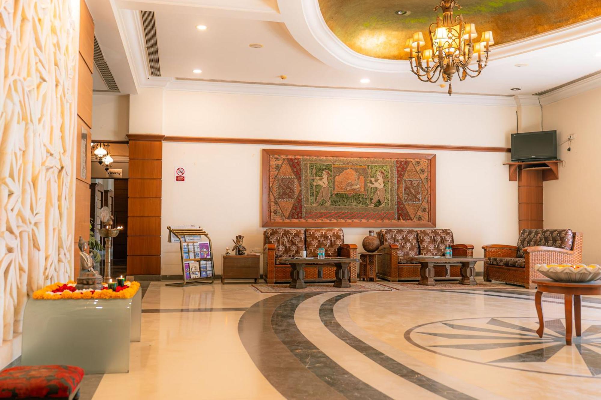 فندق The Sky Imperial, أُودايبور المظهر الخارجي الصورة